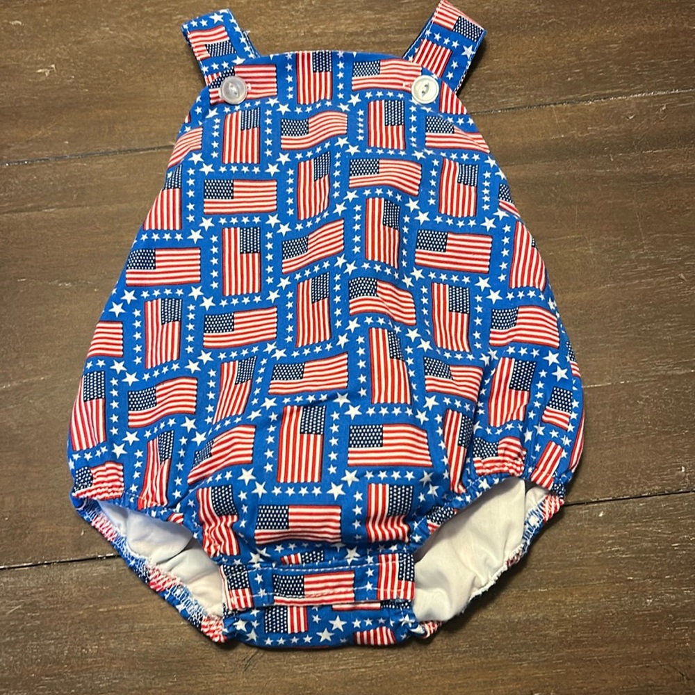 New Classic Whimsy Patriotic Memorial Day/ 4th of July Cotton Bubble